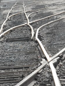 walking the tracks my thoughts go nowhere