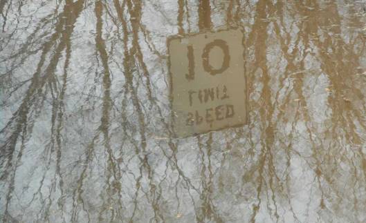 reflections-speed-limit-ten-photo-tom-clausen