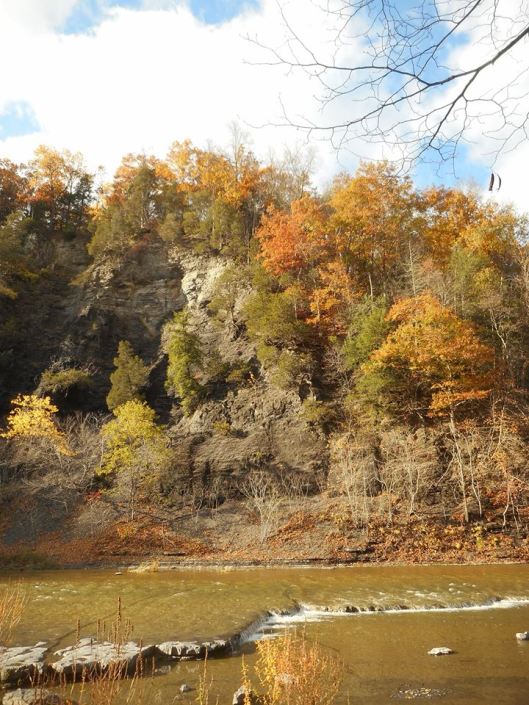 the-river-flows-through-autumn-too
